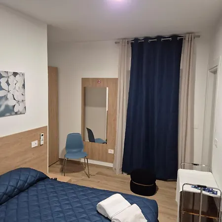 La Dimora Bed & Breakfast